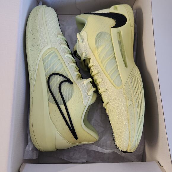 Sabrina 1 "Family Bonds Basketball Shoes (FQ3381-303,  Size 13 - Picture 9 of 10